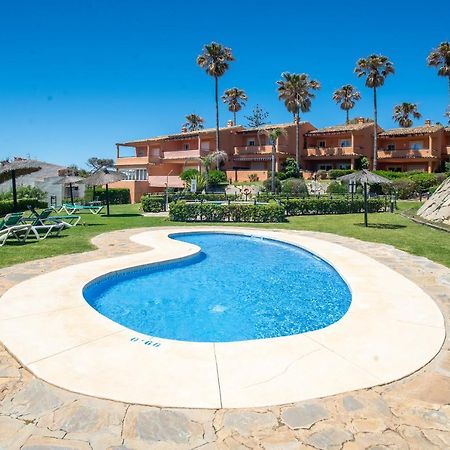 Fantastic Beachfront Apartment Estepona Exterior foto